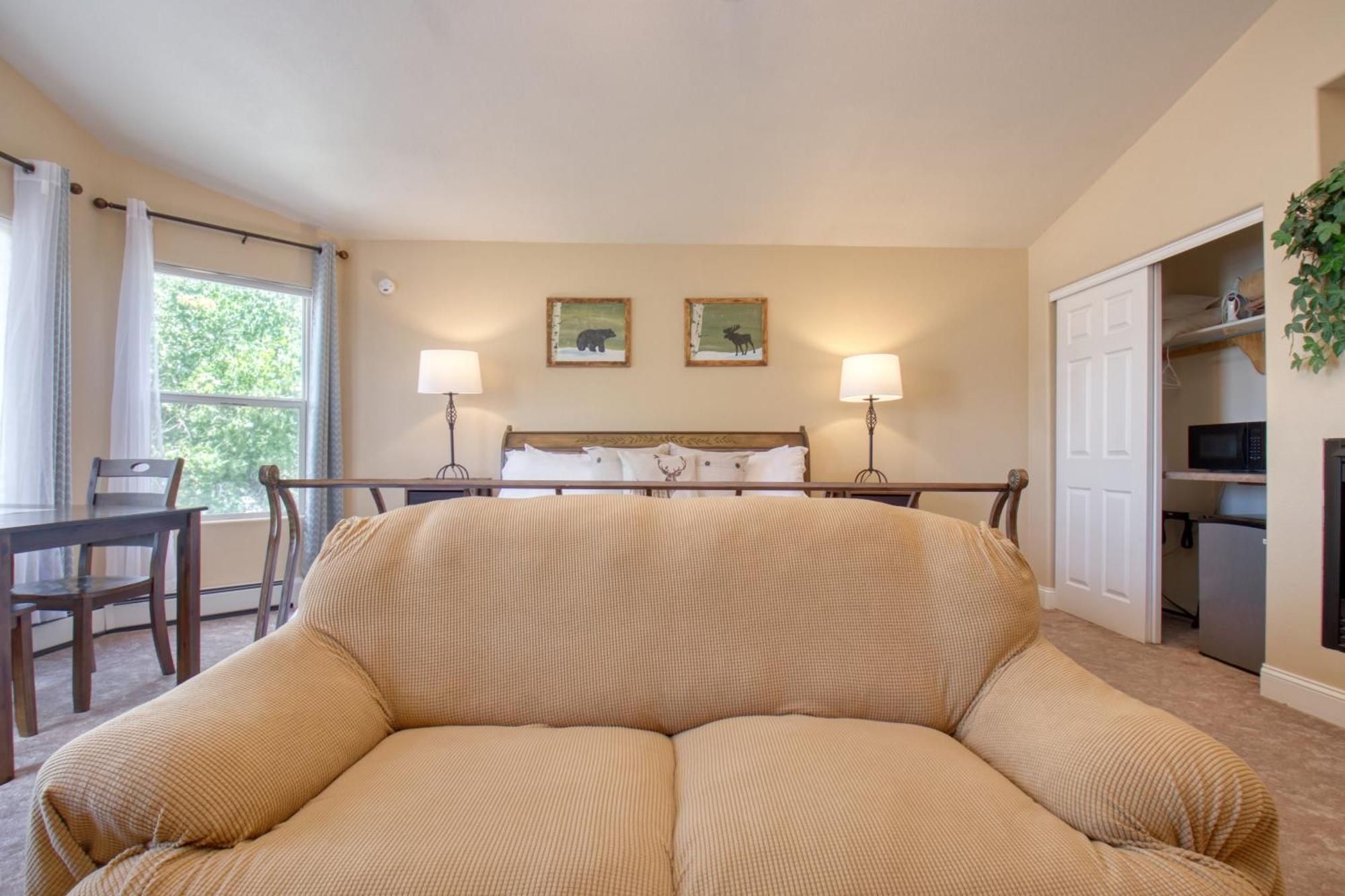 그랑 융티온 Castle Creek Manor B&B 외부 사진