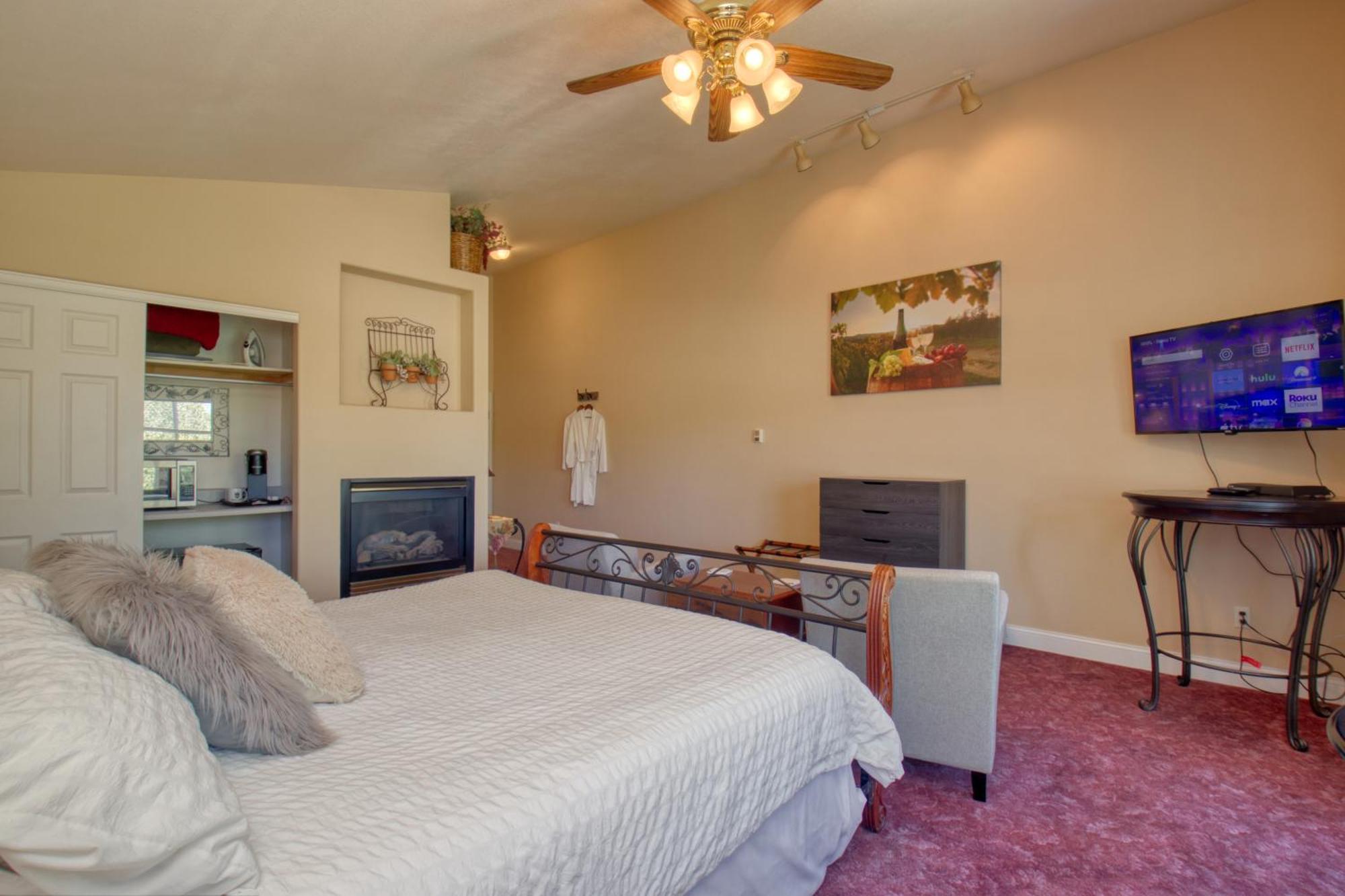 그랑 융티온 Castle Creek Manor B&B 외부 사진