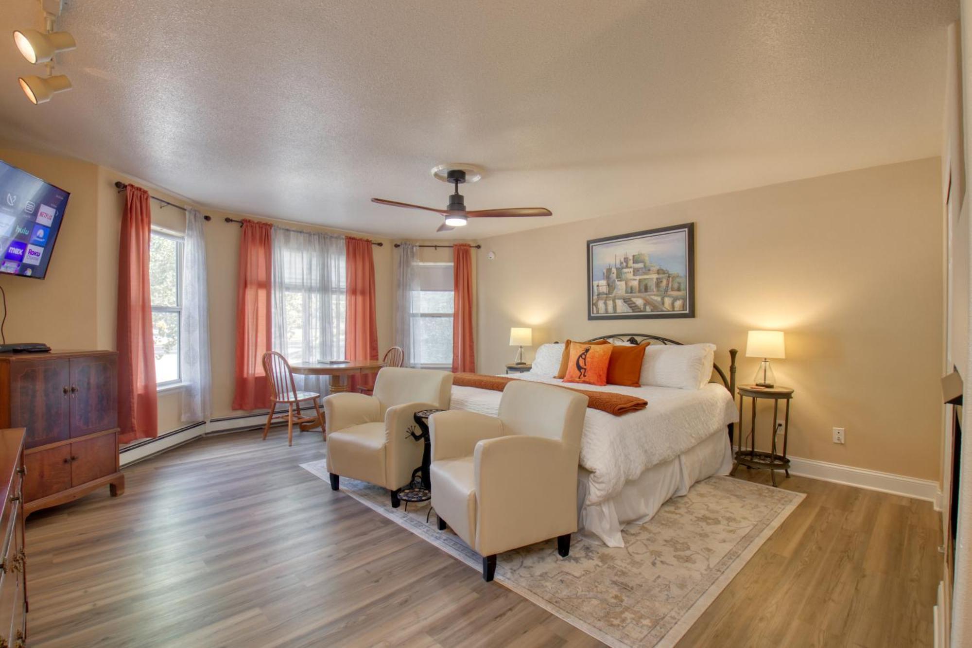 그랑 융티온 Castle Creek Manor B&B 외부 사진